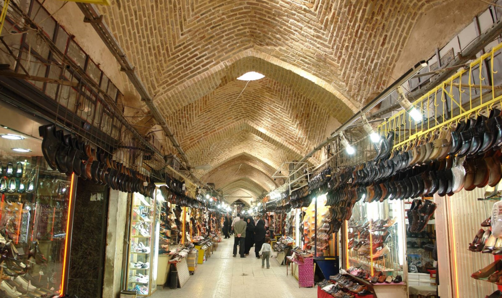 بازار در سراسر کشور فعال و آرام است/ تعطیلی‌های چندساعته بازار برای جلوگیری از خسارت بود