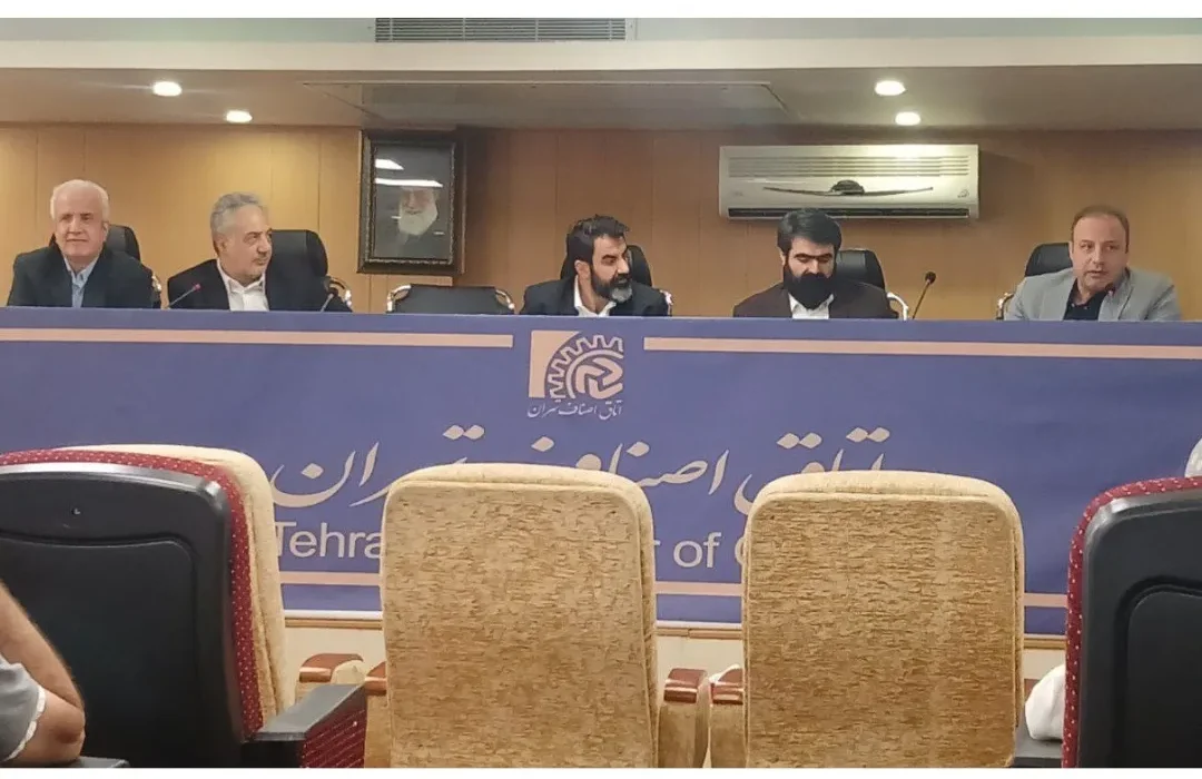 بحران ارزی در آی‌تی بالا گرفت؛ اعتراض صنفی واردکنندگان رایانه به تاخیر در تخصیص ارز