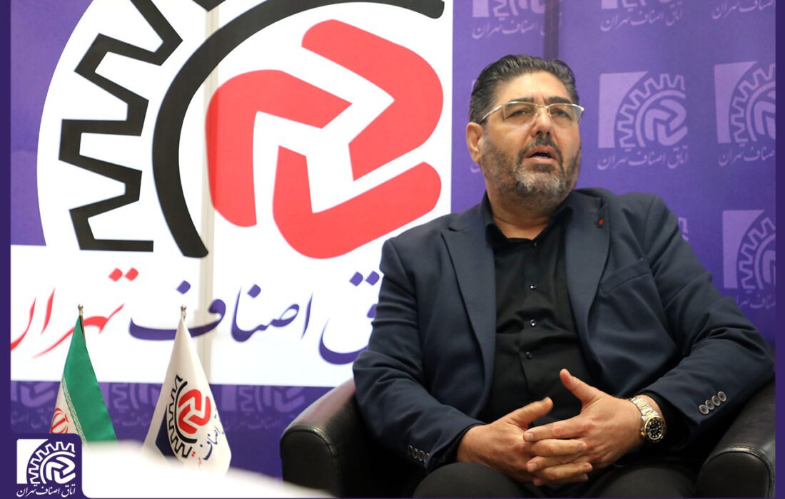 فروشگاه های زنجیره ای صلاحیت دادن مجوز به اعضای صنف مرا ندارند